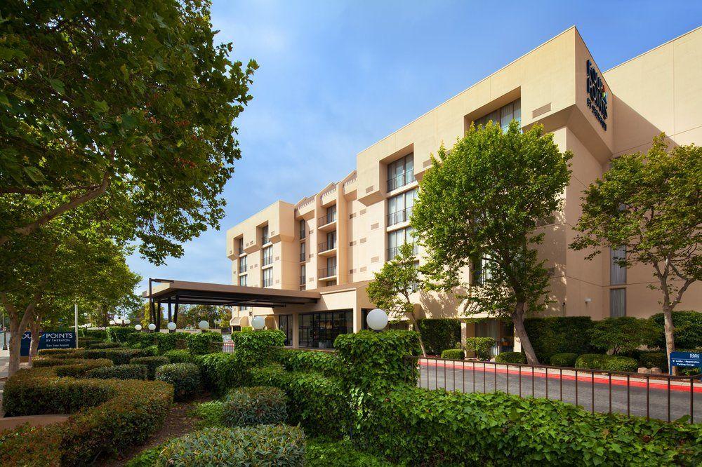 Courtyard San Jose Airport Hotel Bagian luar foto