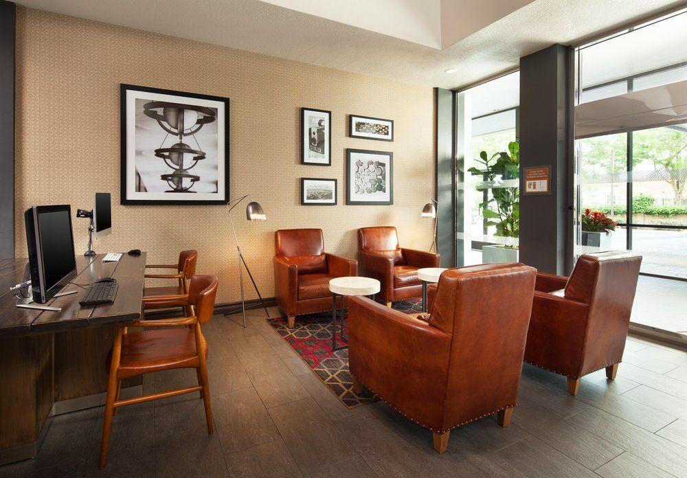 Courtyard San Jose Airport Hotel Bagian luar foto