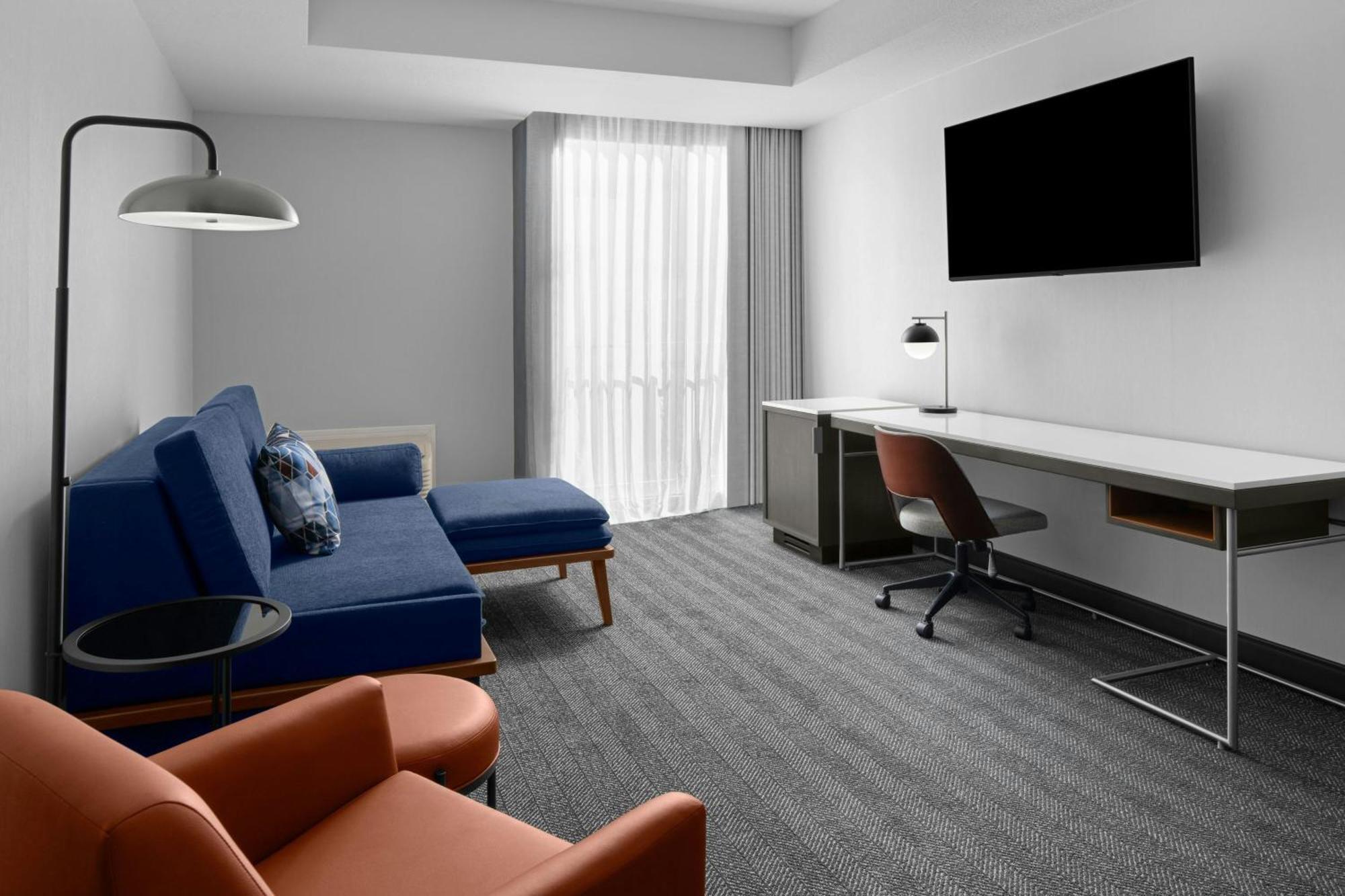 Courtyard San Jose Airport Hotel Bagian luar foto